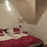 Lux-house Kamil Ferienhaus *